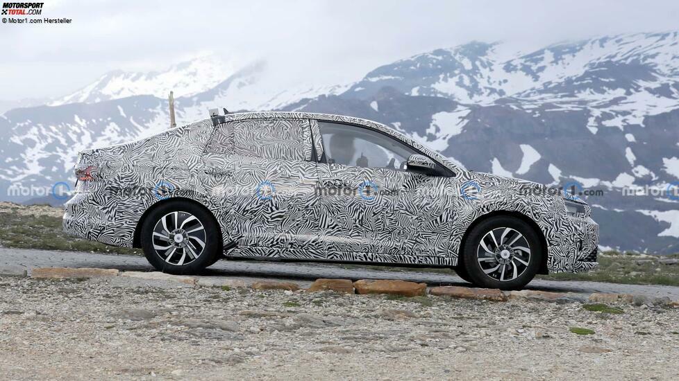 VW Jetta (USA) oder VW Sagitar (China) als Erlkönig
