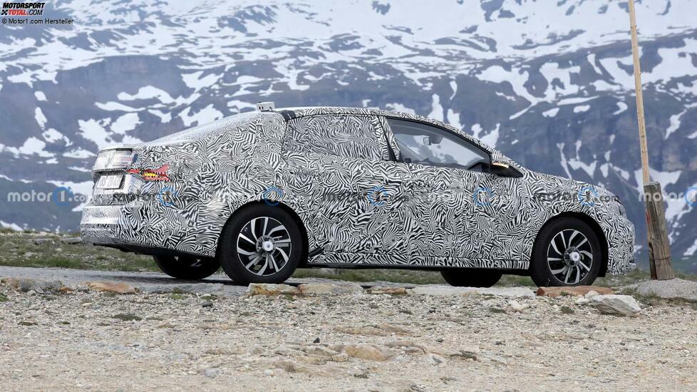 VW Jetta (USA) oder VW Sagitar (China) als Erlkönig