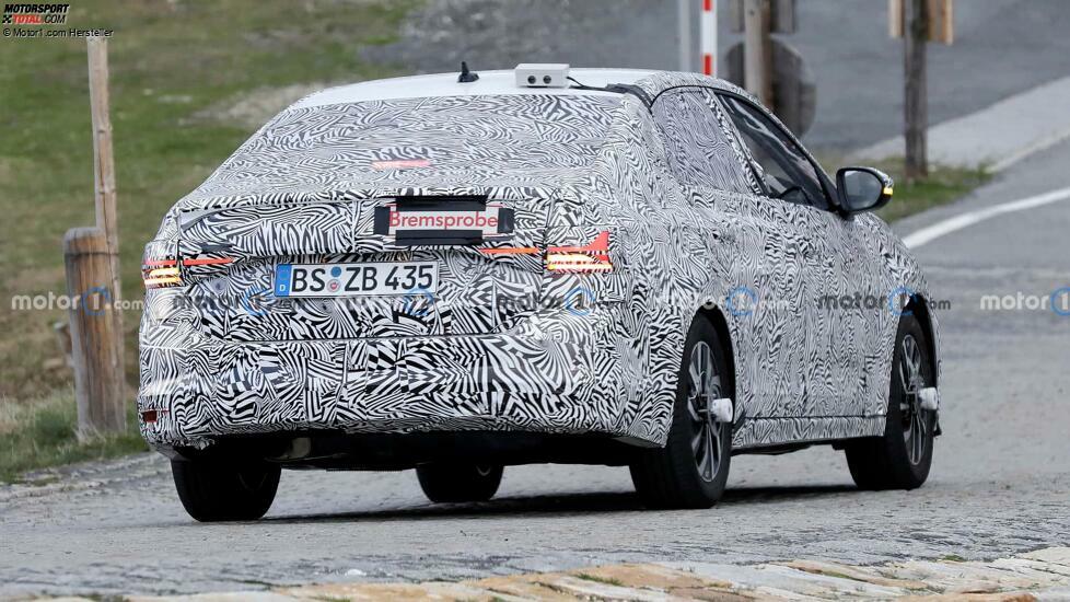 VW Jetta (USA) oder VW Sagitar (China) als Erlkönig