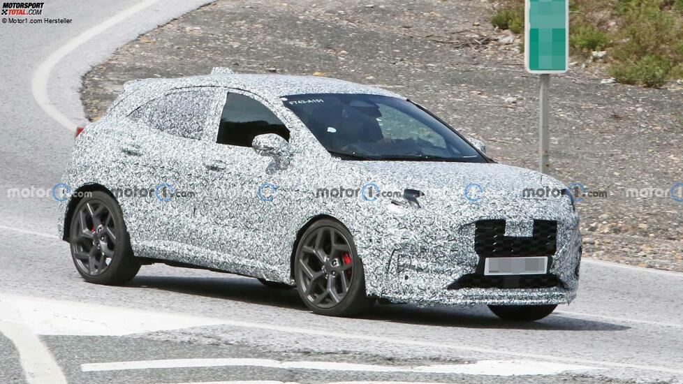 Ford Puma ST (2024) als Erlkönig