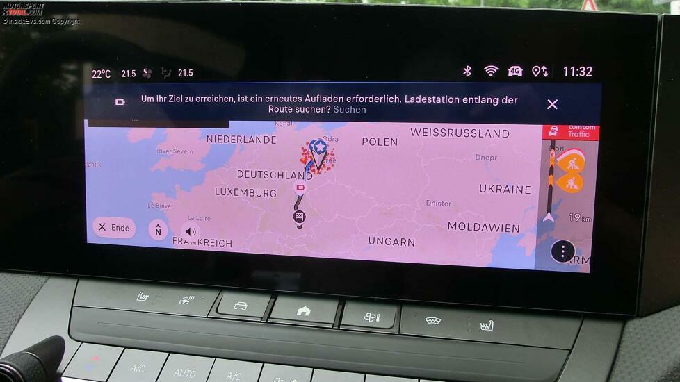 Opel Astra Electric: Bei längeren Routen meldet das Navi, dass die elektrische Energie nicht ausreicht ...