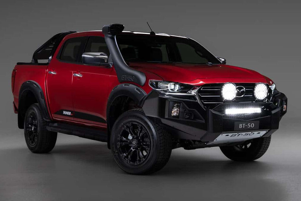 Mazda verbessert die Geländetauglichkeit seines BT-50 Pick-ups mit einer Reihe von Off-Road-Ausstattungen, darunter ein Lift-Kit und ein Schnorchel