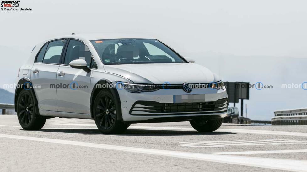 Zweite Generation VW T-Roc als Versuchsträger in Golf-Optik