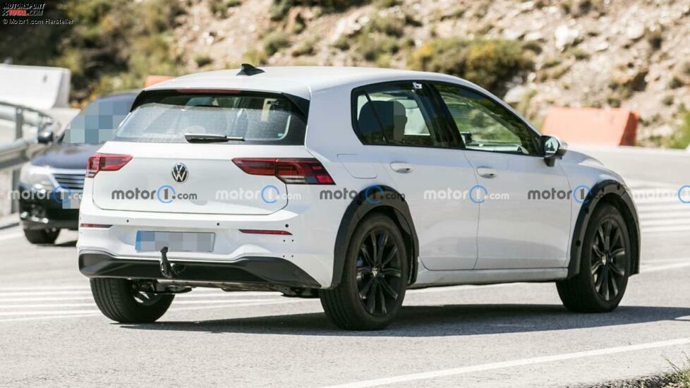 Zweite Generation VW T-Roc als Versuchsträger in Golf-Optik