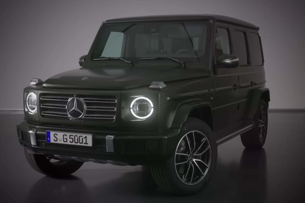 Mercedes verabschiedet sich vom V8 im G 500 mit einer auf 1.500 Einheiten begrenzten Final Edition: Sie ist in drei Farben erhältlich und bietet weitere Extras