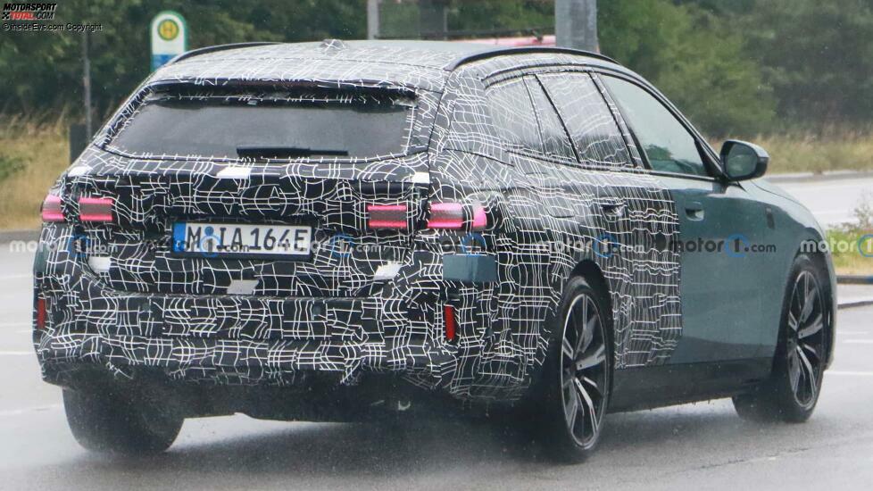 BMW i5 Touring als Erlkönig