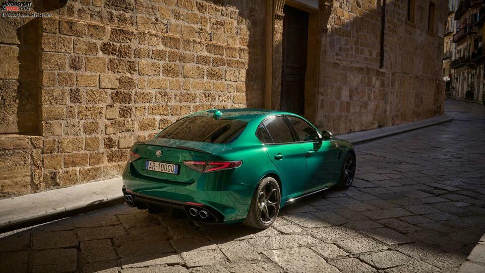 Alfa Romeo Giulia Quadrifoglio 100° Anniversario