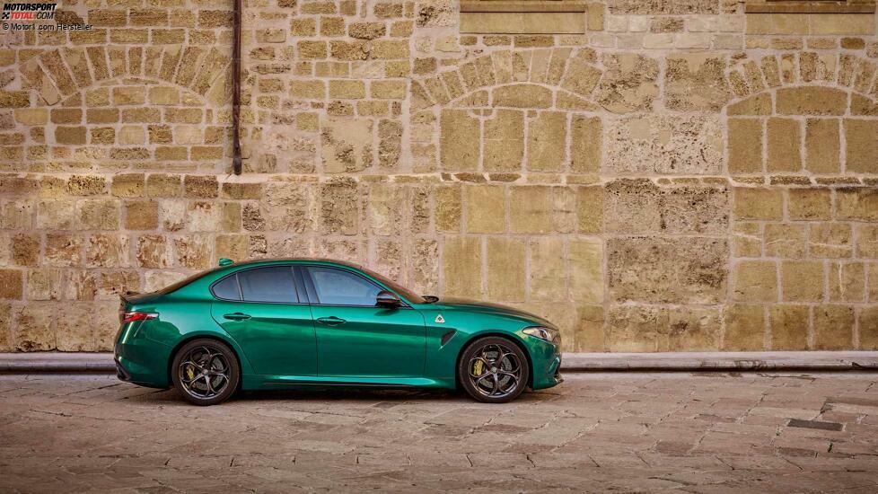 Alfa Romeo Giulia Quadrifoglio 100° Anniversario