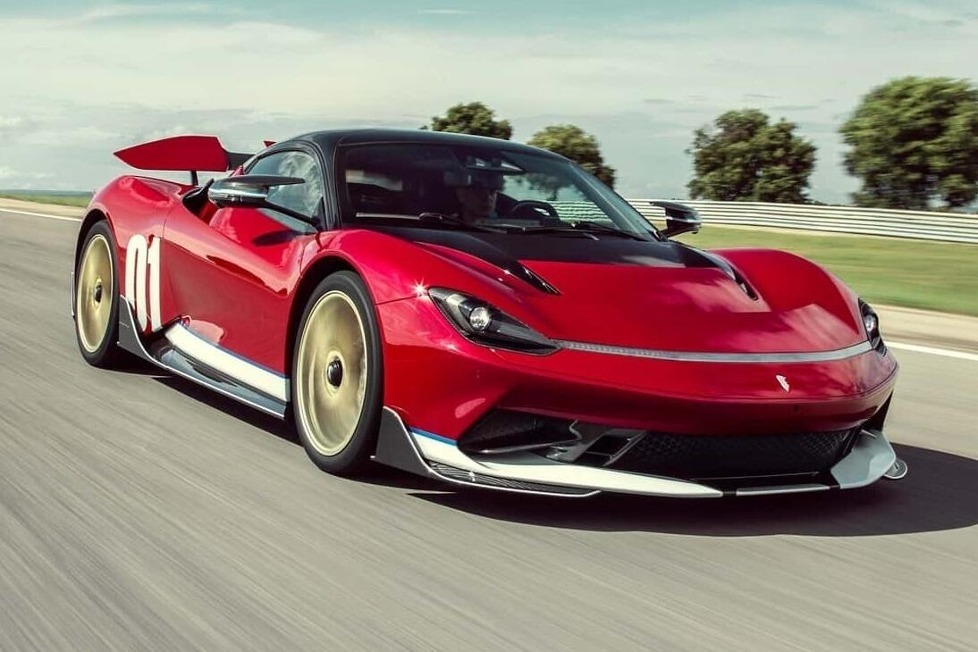 Der Pininfarina Battista gehört mit 1.400 kW Antriebsleistung zu den stärksten Elektroautos: Nun wird eine exklusive Sonderedition aufgelegt