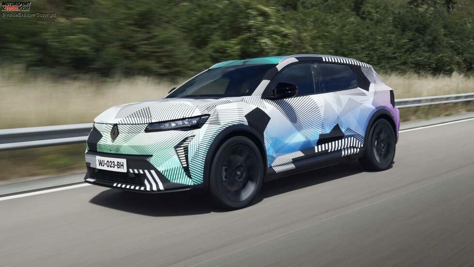 Renault Scenic E-Tech Electric mit Tarnfolie als offizieller Erlkönig