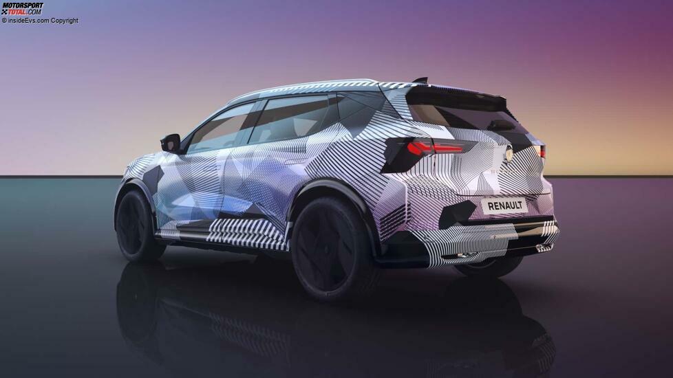 Renault Scenic E-Tech Electric mit Tarnfolie (Studioaufnahme)
