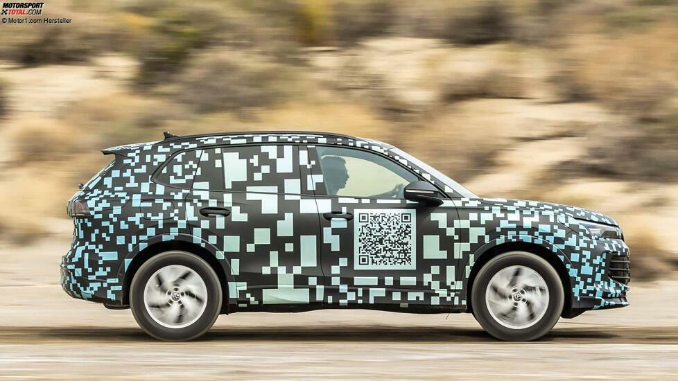 VW Tiguan (2023) Covered Drive