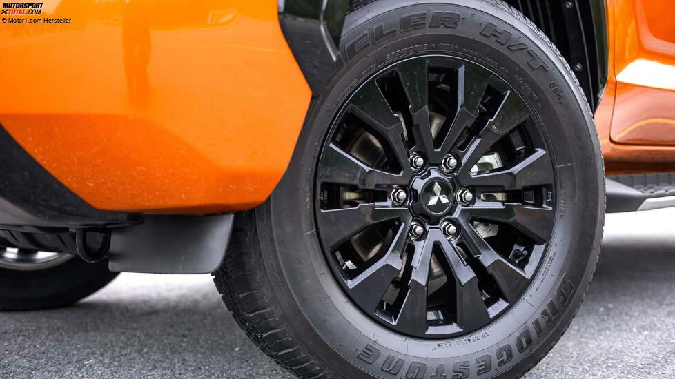 2024 Mitsubishi Triton//L 200