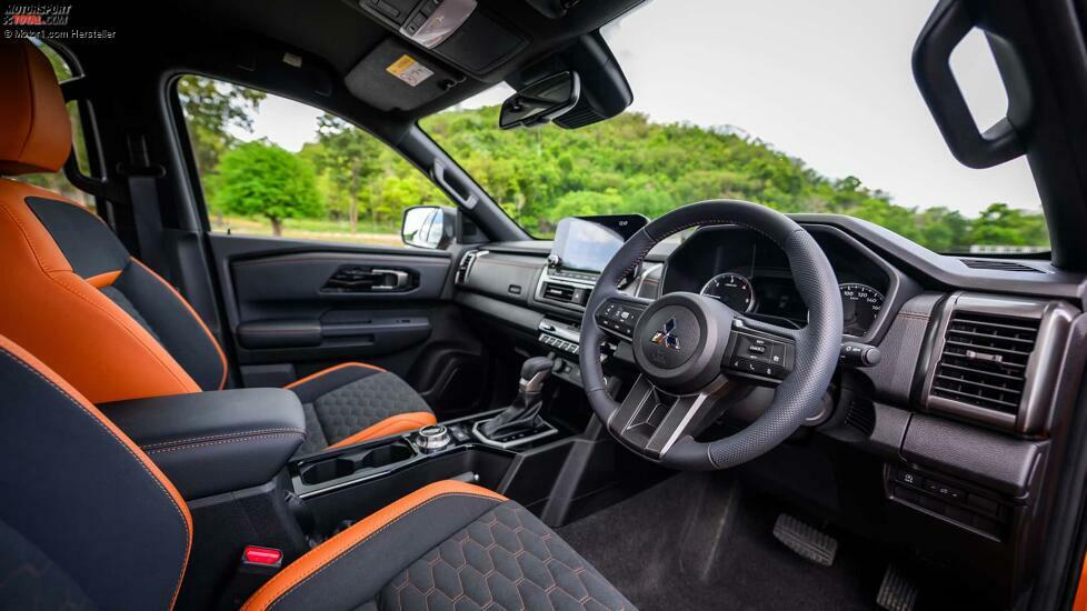 2024 Mitsubishi Triton//L 200