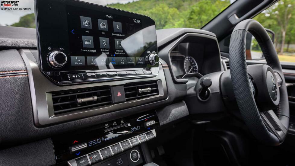 2024 Mitsubishi Triton//L 200