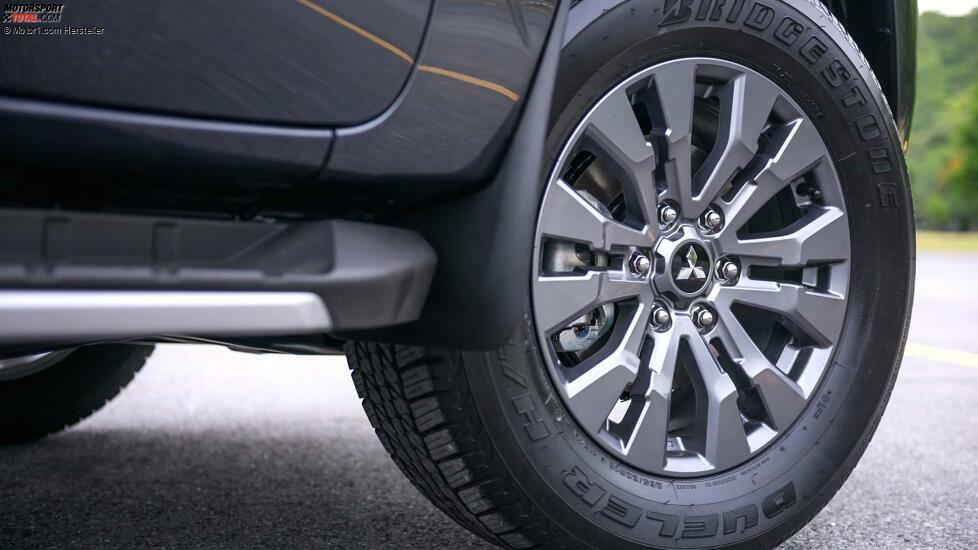 2024 Mitsubishi Triton//L 200