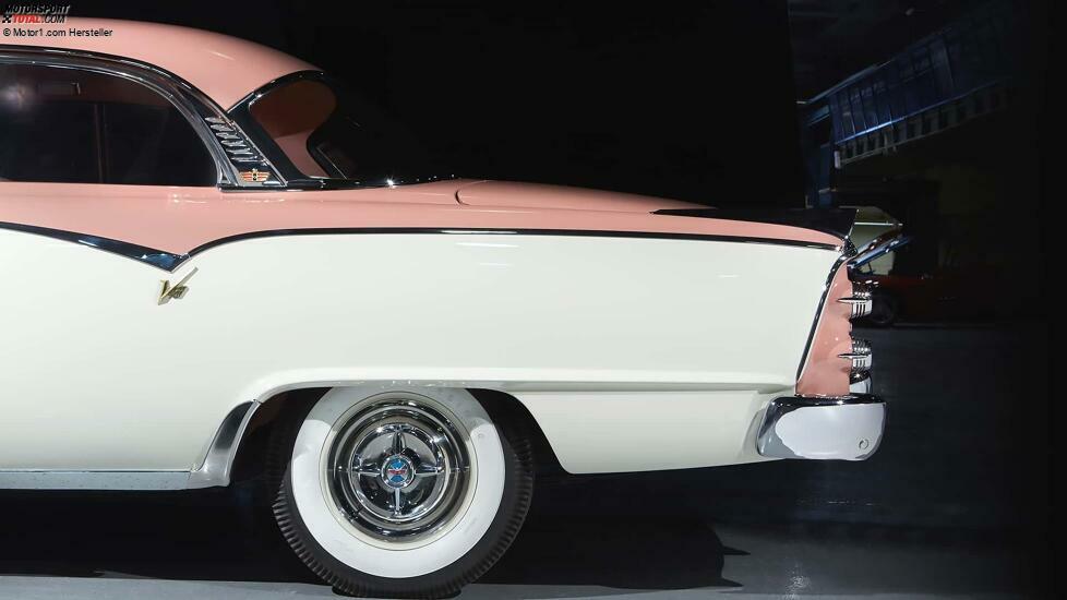 Dodge La Femme (1955)