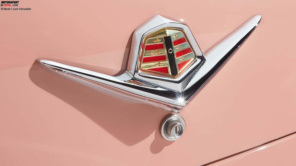 Dodge La Femme (1955)