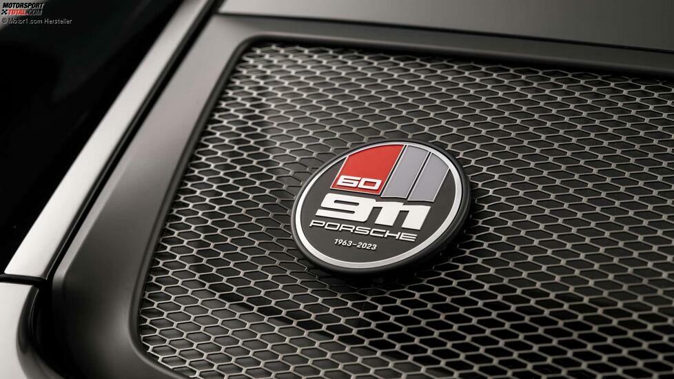 Porsche 911 S/T (2023)