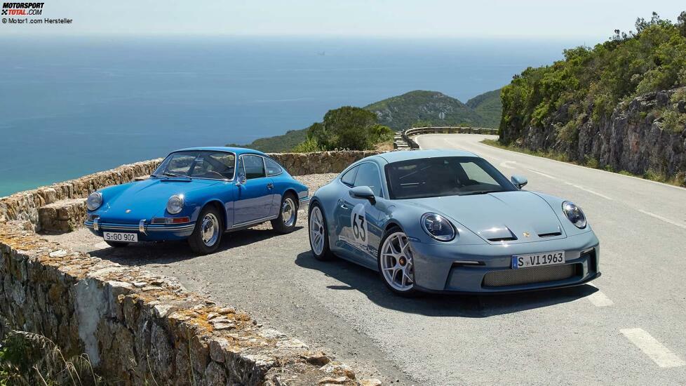 Porsche 911 S/T (2023)