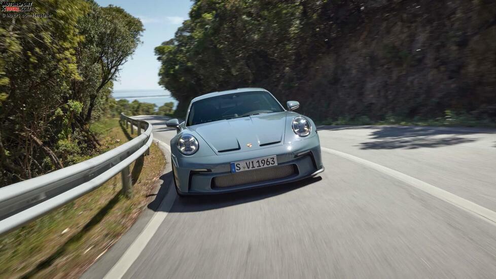Porsche 911 S/T (2023)