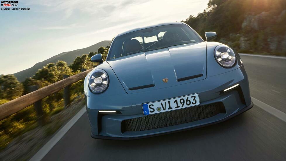 Porsche 911 S/T (2023)