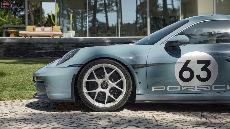 Porsche 911 S/T (2023)
