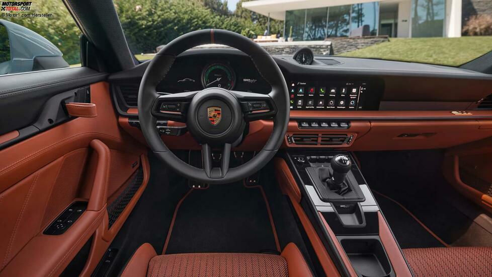 Porsche 911 S/T (2023)