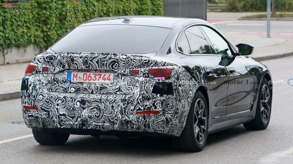 BMW i4 mit Facelift als Erlkönig