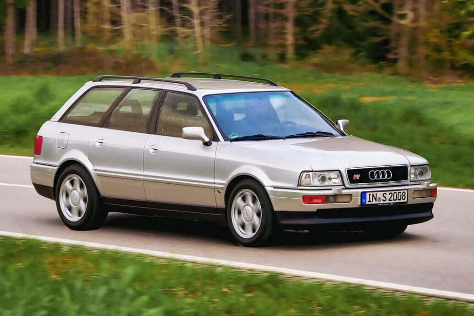 Heute sind Audi A4 Avant und sein schneller S4-Kollege eine Selbstverständlichkeit im Modellprogramm - Vor gut 30 Jahren sah das noch anders aus