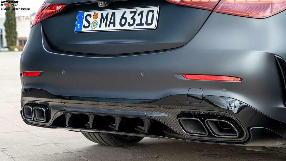 Innenraum des Mercedes-AMG C 63 S E-Performance 2024