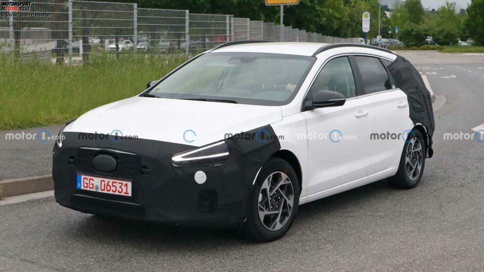 Hyundai i30 Kombi (2024) als Erlkönig