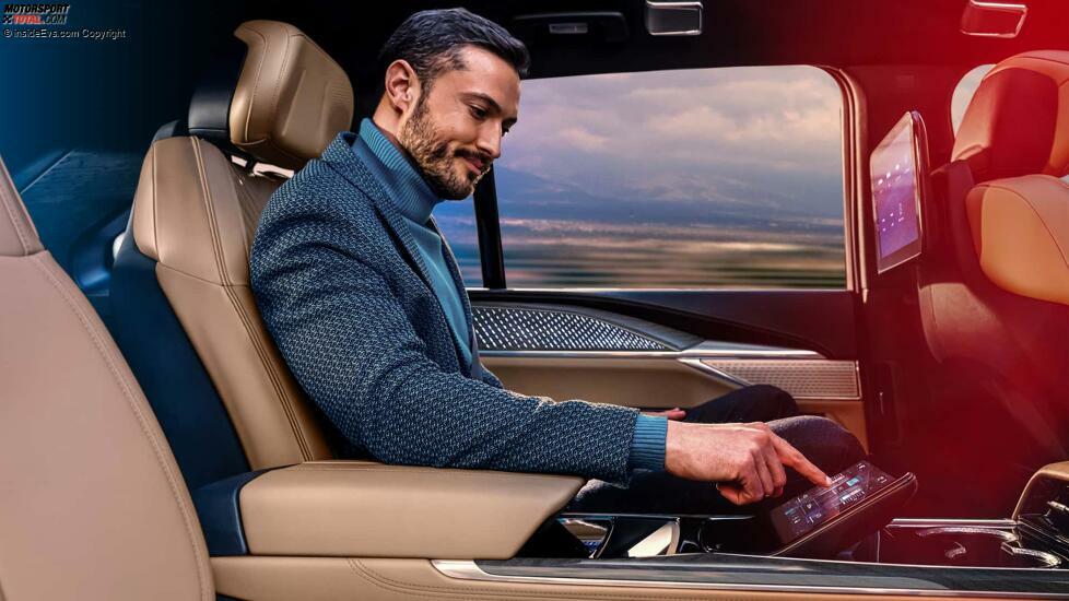 Cadillac Escalade IQ (2025)