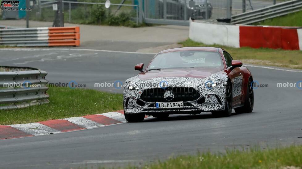 Mercedes-AMG GT Coupe (2024) kaum noch getarnt