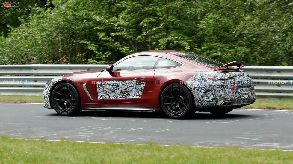 Mercedes-AMG GT Coupe (2024) kaum noch getarnt