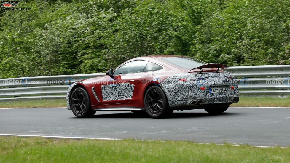 Mercedes-AMG GT Coupe (2024) kaum noch getarnt