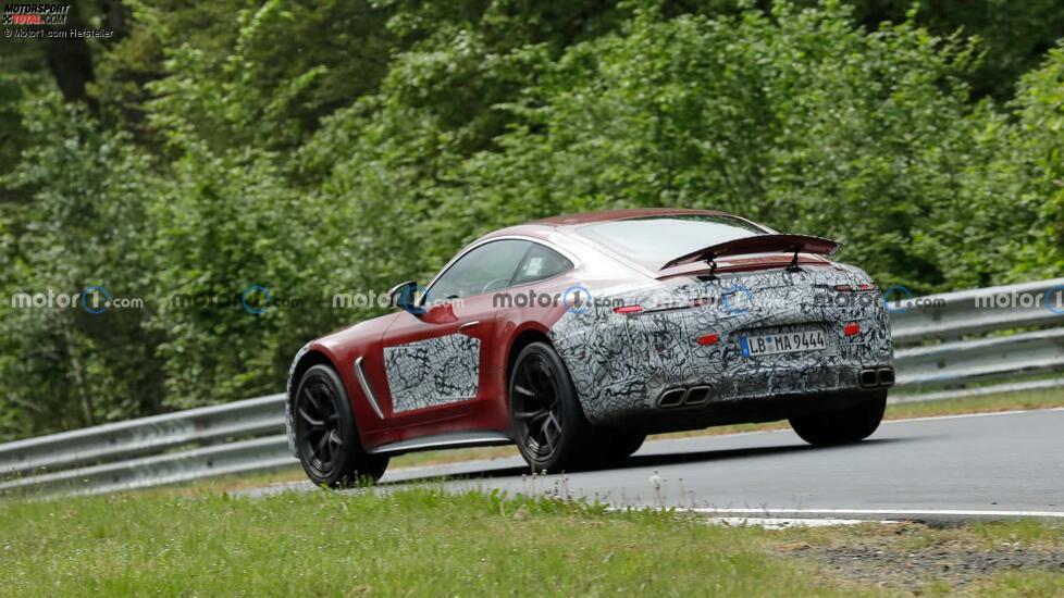 Mercedes-AMG GT Coupe (2024) kaum noch getarnt