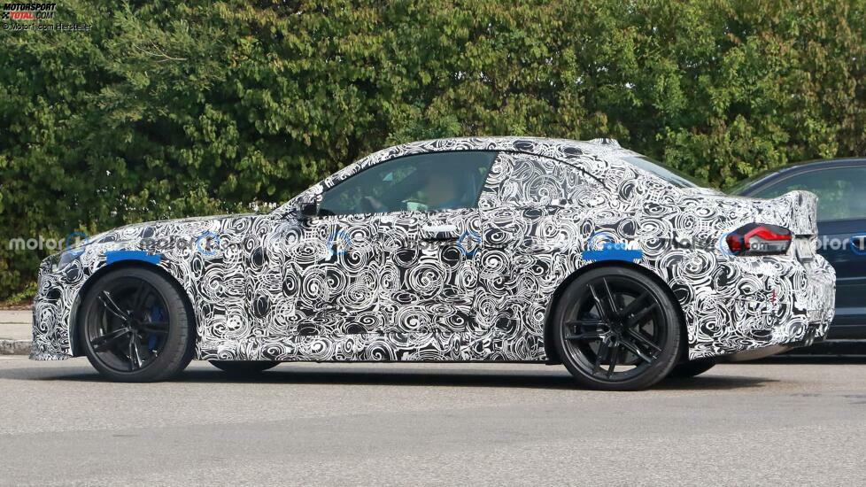 BMW M2 CS (2024) auf neuen Erlkönigbildern