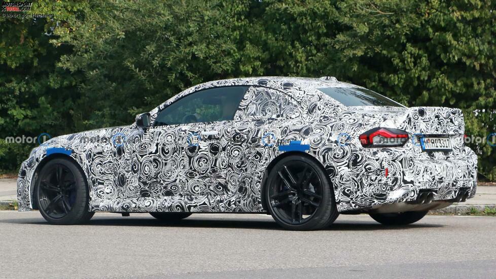 BMW M2 CS (2024) auf neuen Erlkönigbildern