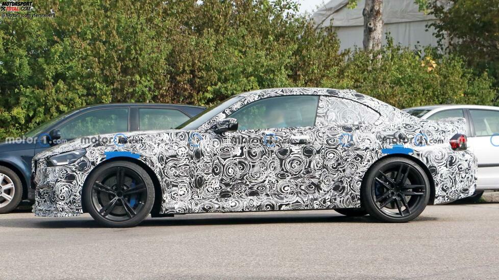 BMW M2 CS (2024) auf neuen Erlkönigbildern