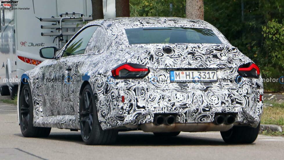 BMW M2 CS (2024) auf neuen Erlkönigbildern