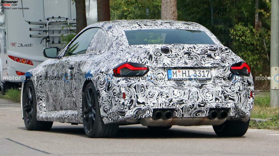 BMW M2 CS (2024) auf neuen Erlkönigbildern