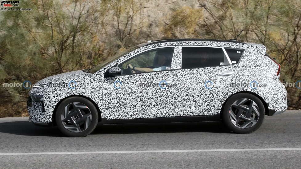 Hyundai Bayon (2024) mit Facelift als Erlkönig