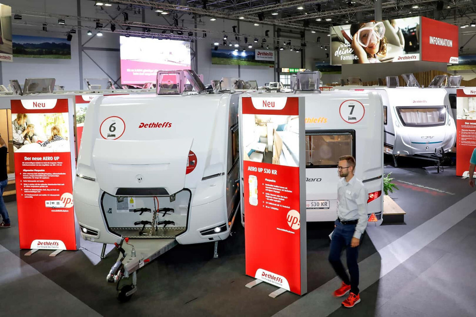 Mit vielen Neuheiten zeigt sich Dethleffs auf dem Caravan Salon 2023 in Düsseldorf: Die Bandbreite reicht vom Einstiegs-Camper bis zum Luxus-Wohmobil