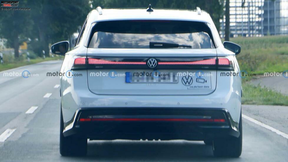 VW ID.7 Variant (2023) als Erlkönig