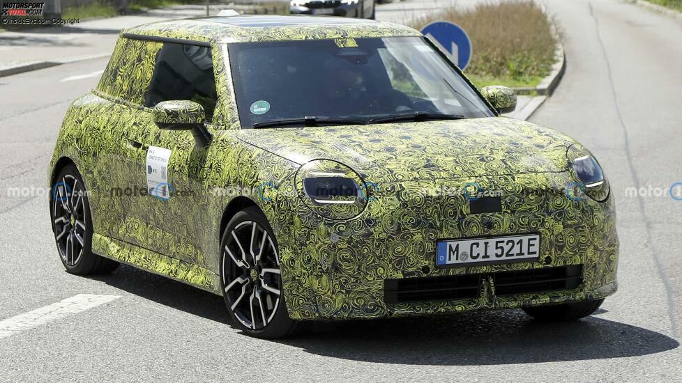 Mini Electric John Cooper Works als Erlkönig (7/2023)