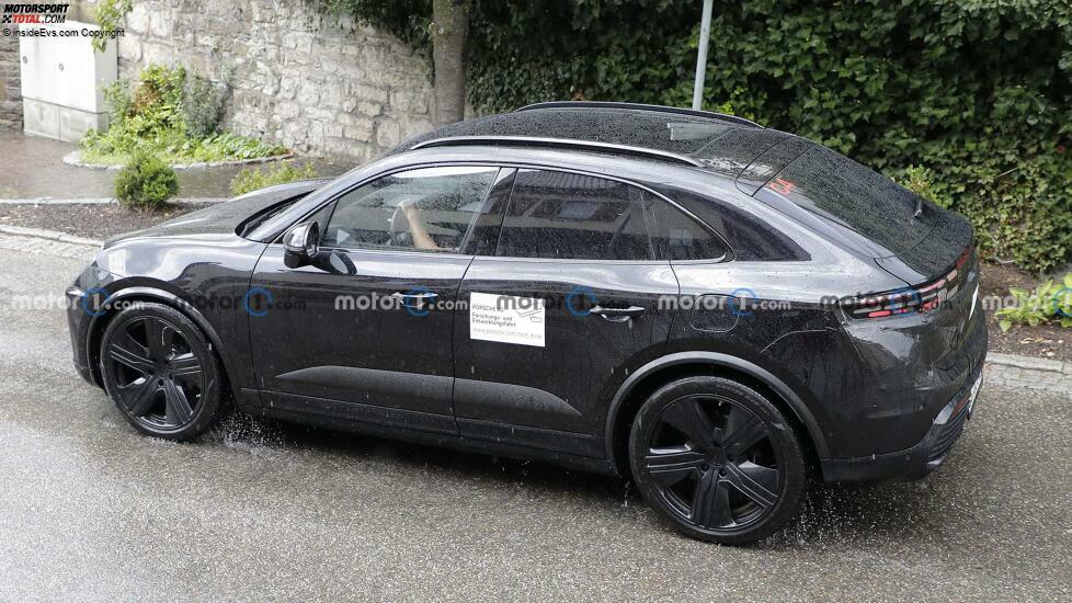 Porsche Macan EV als Erlkönig (8/2023)