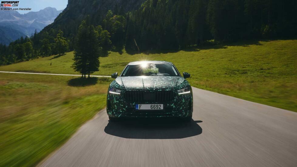 Skoda Superb Limousine Teaser (2024)