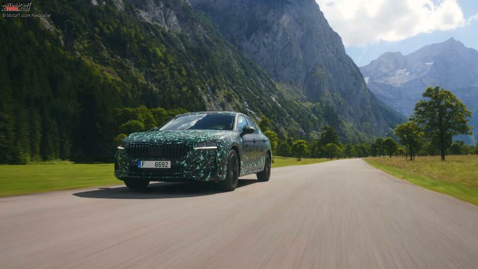 Skoda Superb Limousine Teaser (2024)