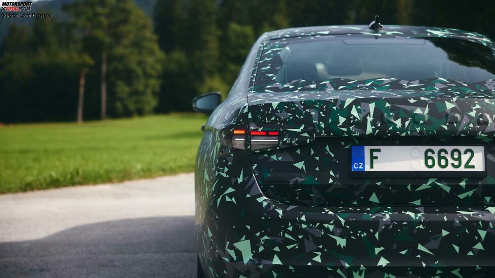 Skoda Superb Limousine Teaser (2024)